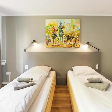 Glück Auf Appartements Am Stadtpark Duisburg Exterior foto