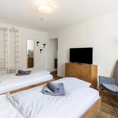 Glück Auf Appartements Am Stadtpark Duisburg Exterior foto